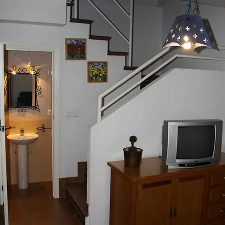 Alcaravan 30 *